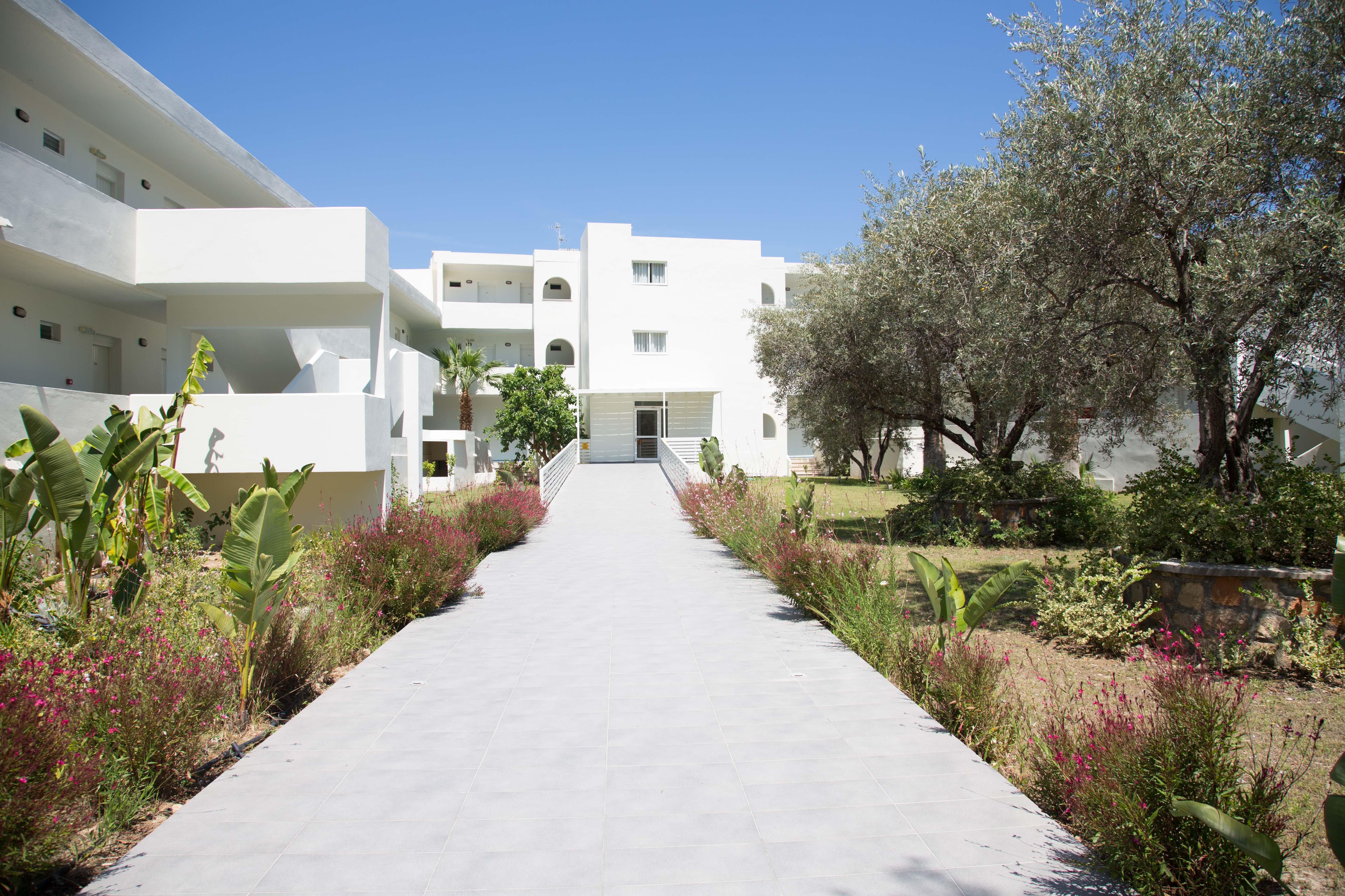 White & Hotel Líndos